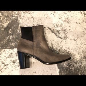 CORSO COMO DK. TAUPE SHIMMER LEATHER ANKLE BOOT